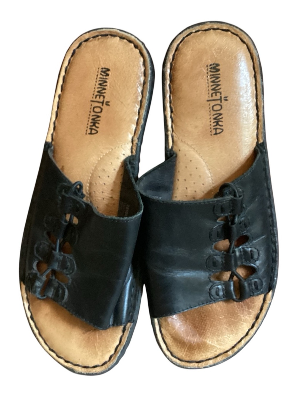 Minnetonka Black Leather Slide Sandals Ladies size 8
